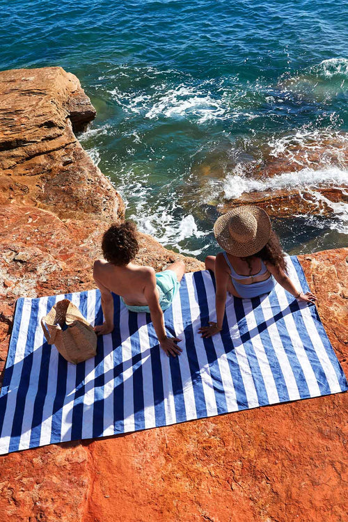 Dock and Bay Whitsunday Blue XL Picnic Blanket