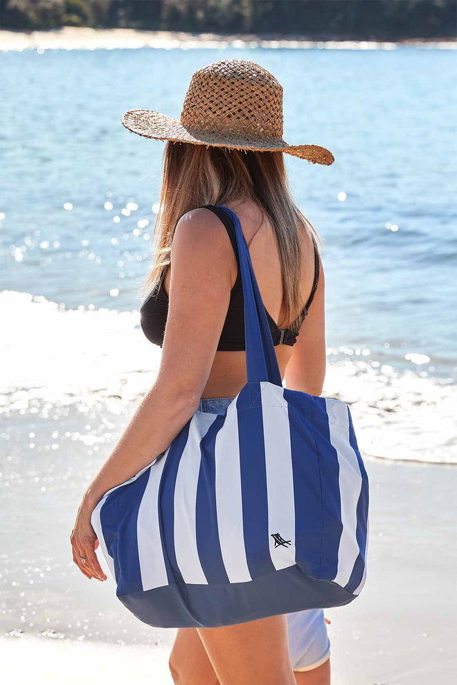 Dock and Bay Whitsunday Blue Everyday Tote Bag