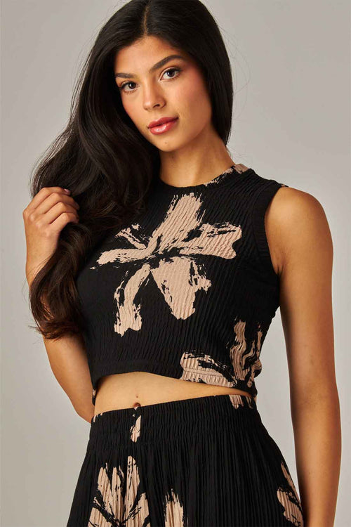 Black Floral Crinkled Pants Set detail