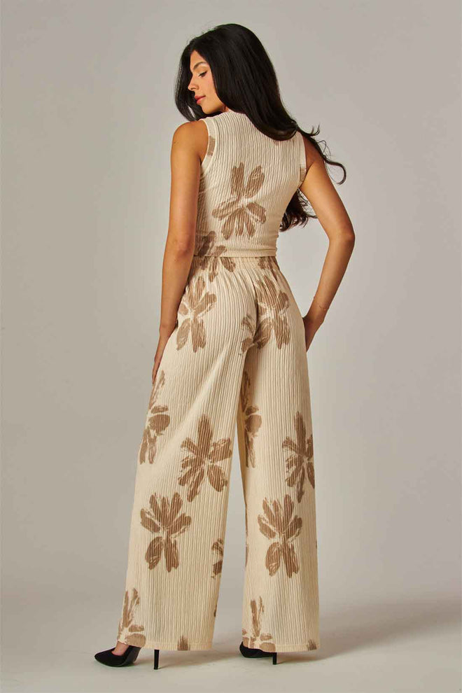 White Floral Crinkled Pants Set back