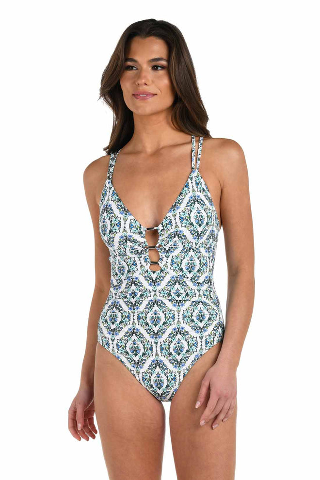 La Blanca Deja-Blue Diamond One Piece side