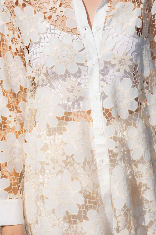 Beige Crochet Daisy Short Set details