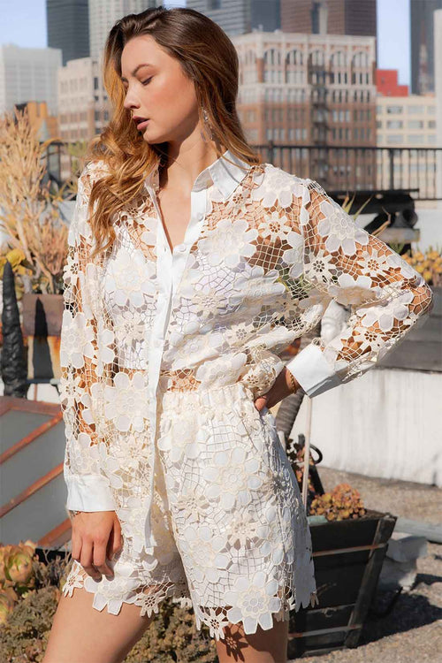 Beige Crochet Daisy Short Set side